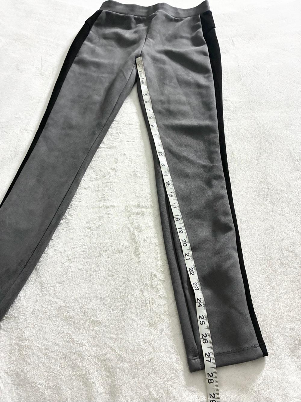 BEBE faux suede black and gray colorblock leggings - Picture 4 of 7